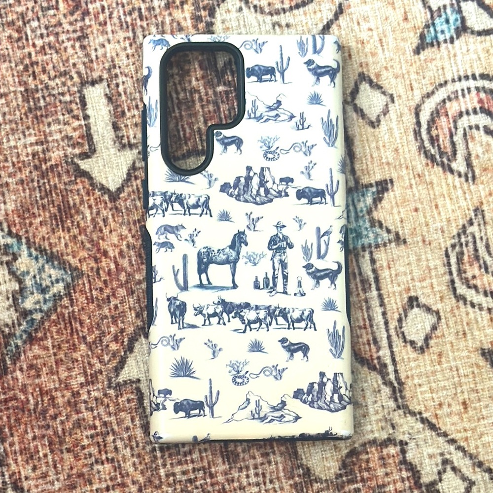 Western Pattern Blue and White Phone Case - Unbranded